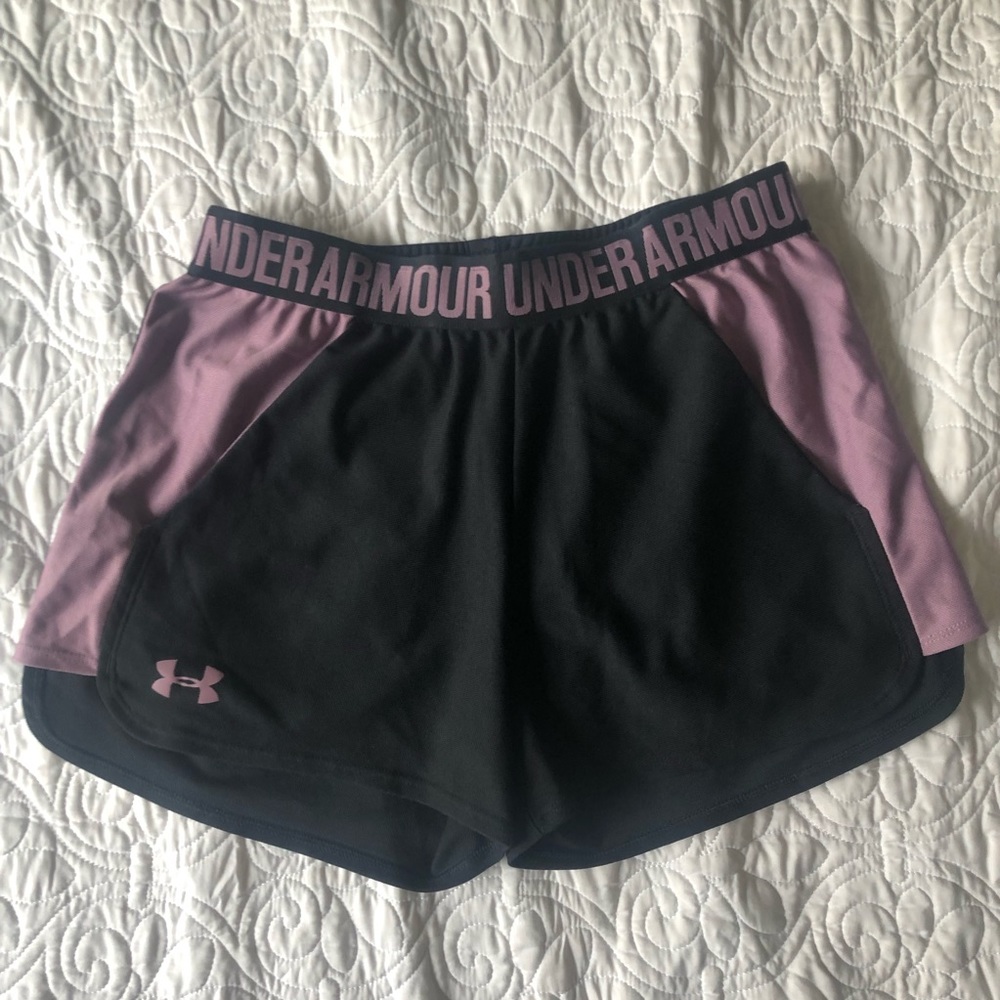 EUC UNDER ARMOUR SHORTS